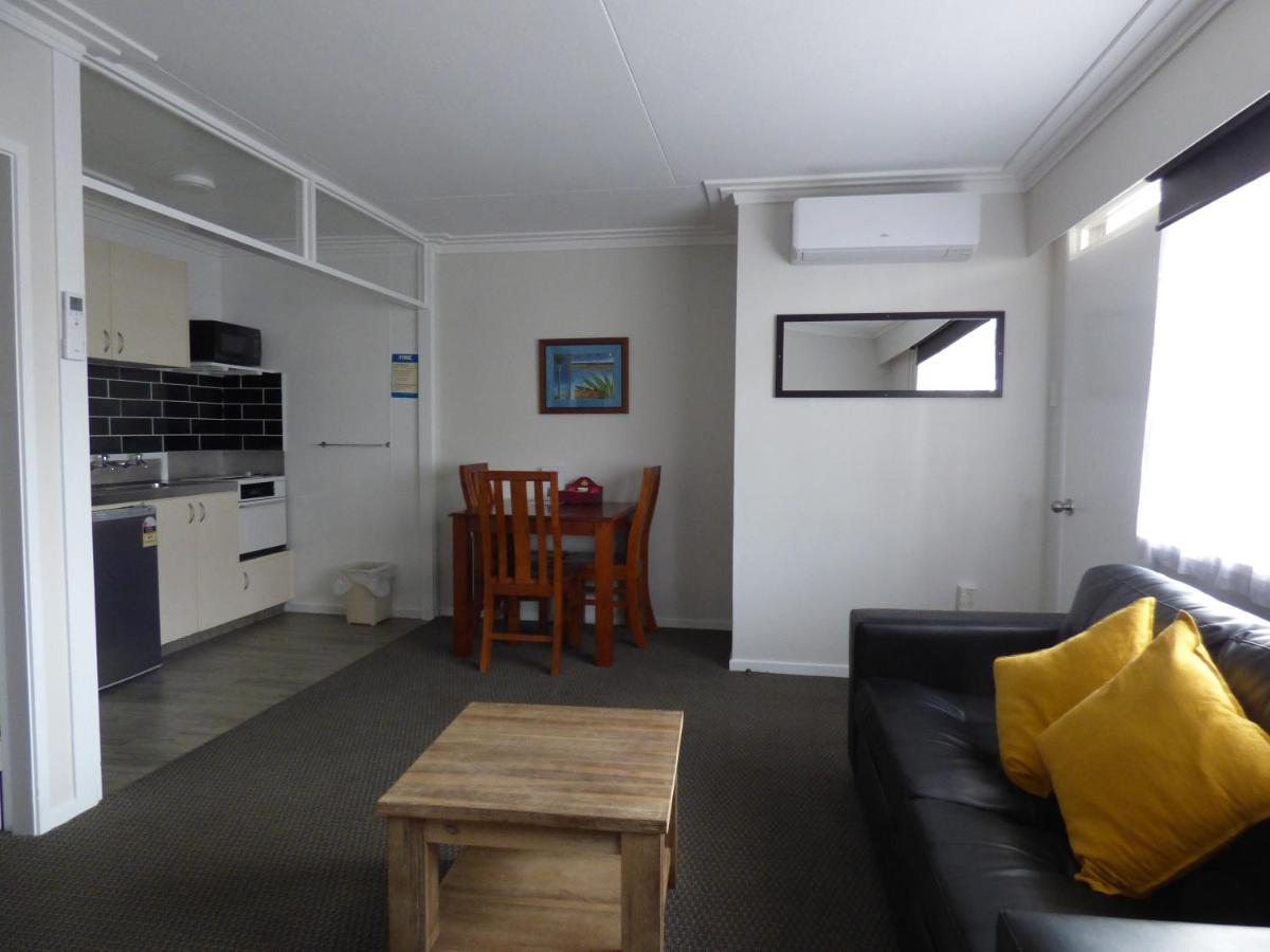Sahara Motels Dunedin Esterno foto